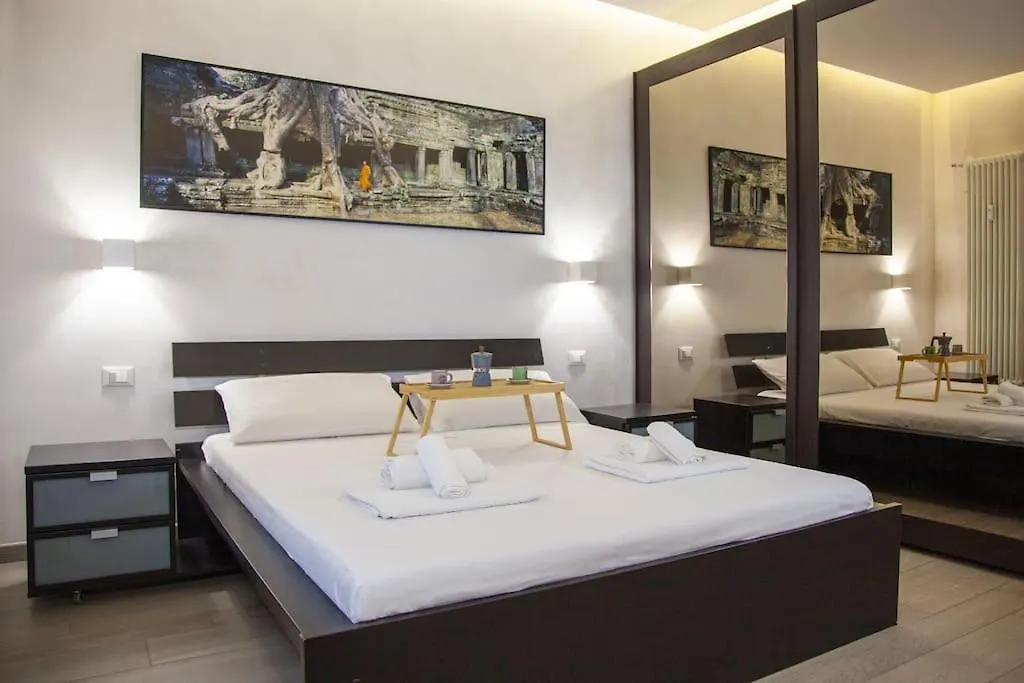 Rome Chic And Elegant Apartment Near Metro Station