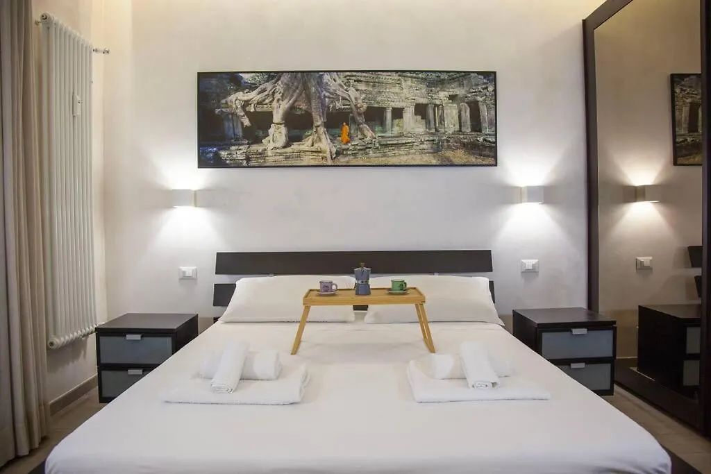 Rome Chic And Elegant Apartment Near Metro Station 0*,